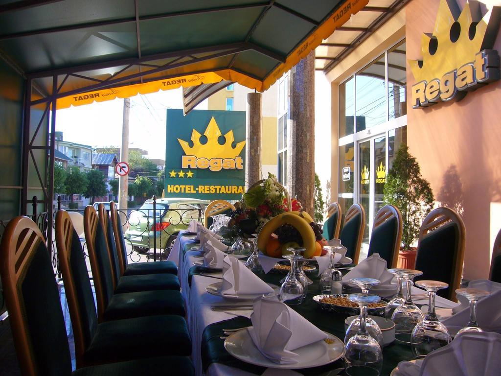 Hotel Regat Pitesti Exterior photo